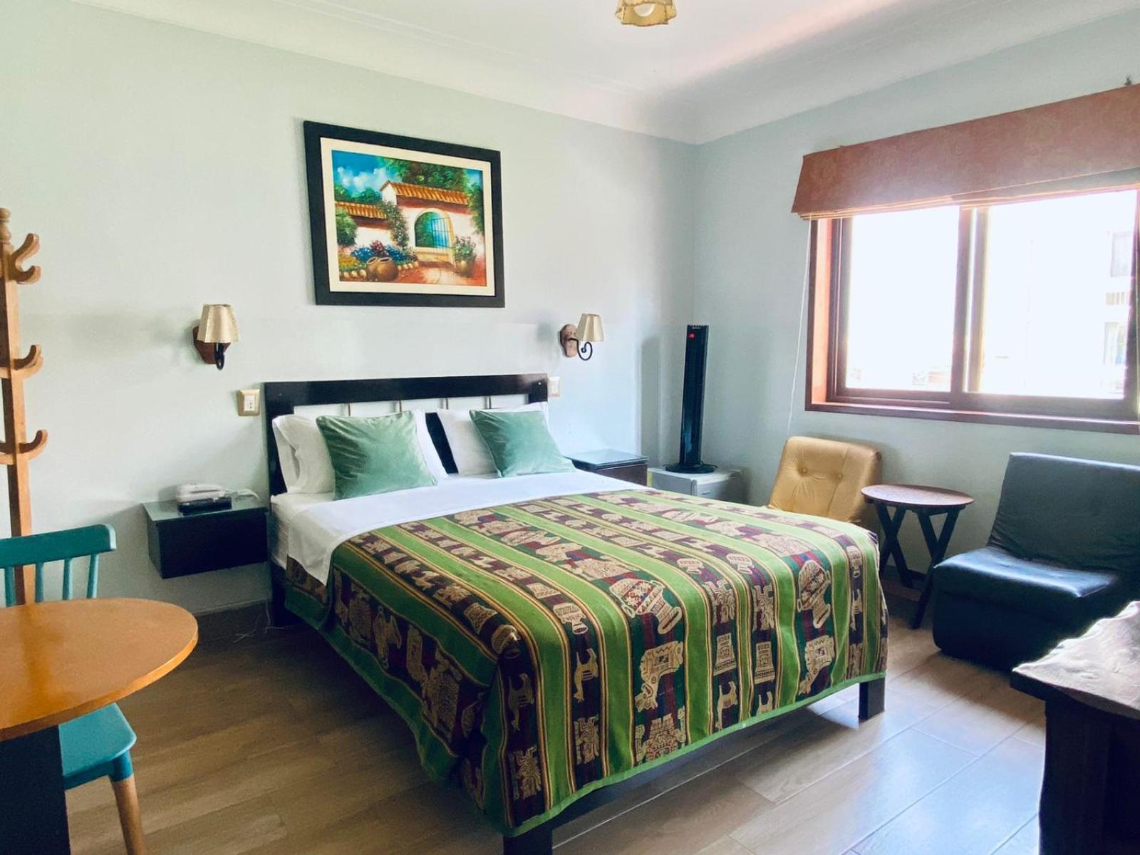 Hotel Tinkus Inn Lima Szoba fotó