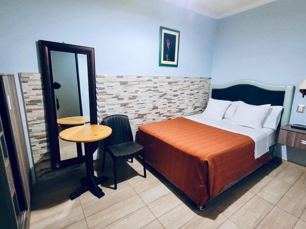 Hotel Tinkus Inn Lima Kültér fotó